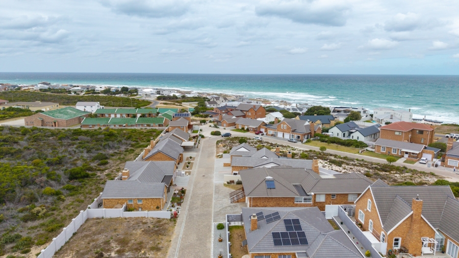 4 Bedroom Property for Sale in Oceanview Heights Western Cape